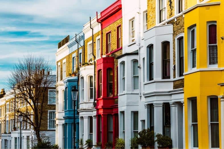 Notting Hill in London is the best to stroll with teenagers in London with  a picturesque backdrop