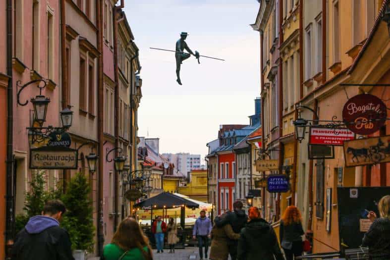 people out shopping in the streets of Lublin