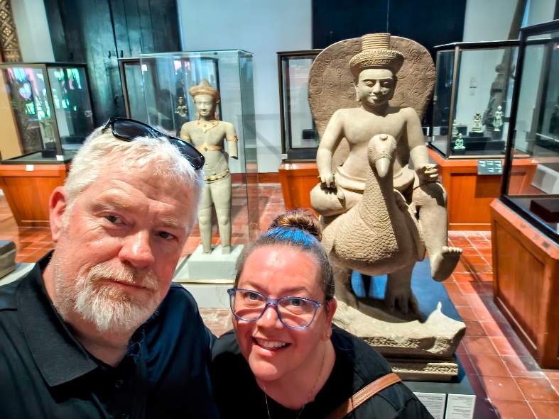 taking a selfie at cambodian national museum